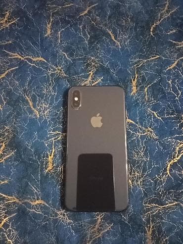 a 51 telefon: IPhone X, 256 GB, Face ID — 1