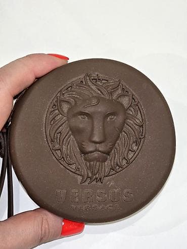 Versus Versace qol saatı, Almaniyadan alınıb. - Rəng: tünd qəhvəyi — 2
