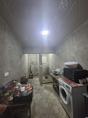 kiraye ucuz ev: Satılır: Günəşli, geniş pəncərəli həyət evi Geniş ailə otağı və işıqlı — 3