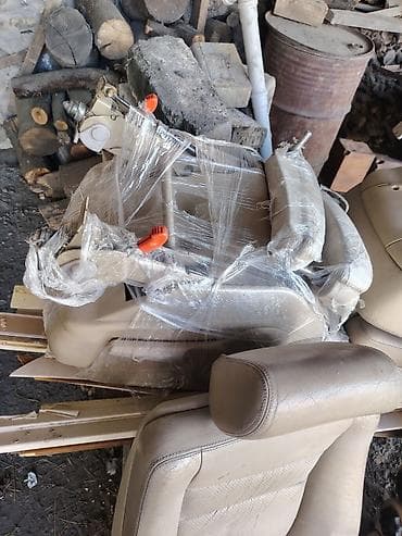 bmw e39 m5: 3 ədəd vita viano zavod dəri arxa oturacaqlar satılır. Qiyməti sonu — 4