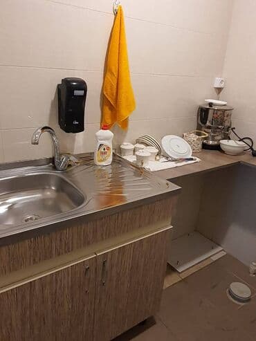 xacmaz obyekt: Xətai metrosuna yaxın yerləşən ümumi sahəsi 90 kv,m olan, obyekt — 5