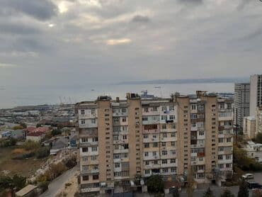 Bakı, 3 otaqlı, Köhnə tikili, m. Həzi Aslanov, 75000 kv. m