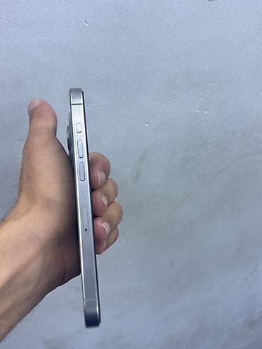 iphone 15 barter: IPhone 15 Pro, 128 GB, Gümüşü, Face ID — 3