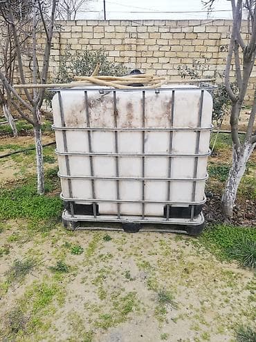 Bak, Plastik, 1000 l l, İşlənmiş, Ünvandan götürmə