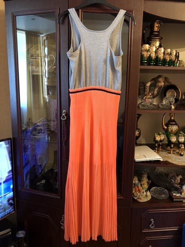 zara xs: Mango, XS olcu, 15 azn — 2