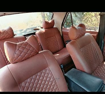 ремонт сидений авто: Model: QAZ Volqa (sedan, ağ rəng) Kuzov: 4 qapı, xrom bamperlər — 4