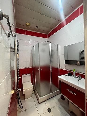 2 saatliq kiraye ev: 120 kv. m, 4 otaqlı — 3