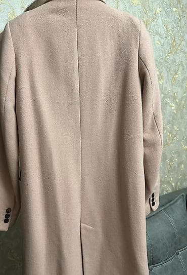 kreditle geyimler: Palto, Stradivarius, XS — 2