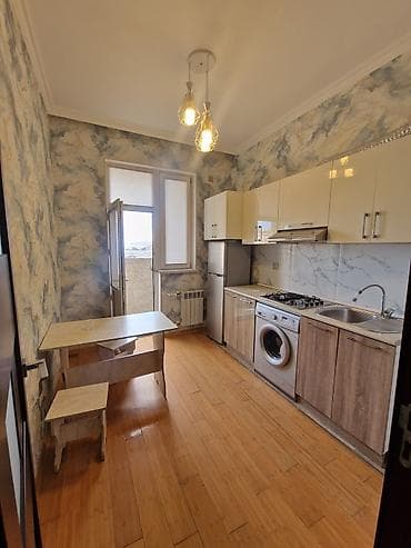 pasolka kirov kiraye evler: - Mərkəzi radiator istilik sistemi. - Yüksək tavan və işıqlı interyer — 4