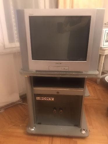 Sony Trinitron CRT televizor + metal/plastik TV stendi - Marka/model