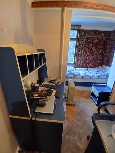 lazer kiraye: Nizami metrosuna yaxin bina evi 5/2 mertebesi 1 otaqdan 2 duzelme — 5