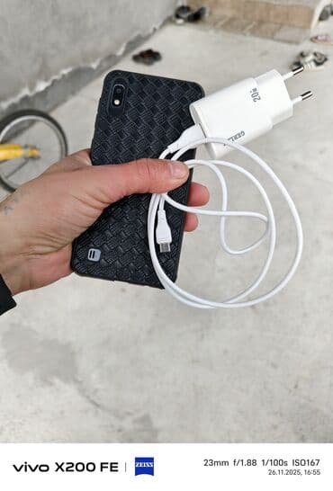 50 manat telefon: Samsung Galaxy A10, 32 GB, rəng - Göy, İki sim kartlı — 3