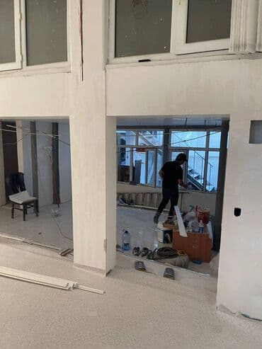 аренда торгового места в магазине: 28 may metrosunun yaxınlığında yerləşən ümumi sahəsi 105 kv,m — 3