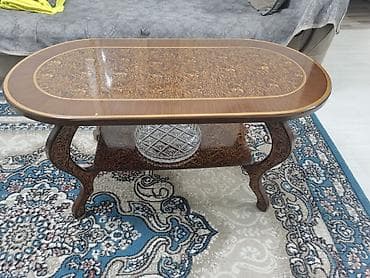 mecmeyi nedir: Oval formalı taxta kofe/jurnal masası - Material: ağac, parlaq laklı — 2