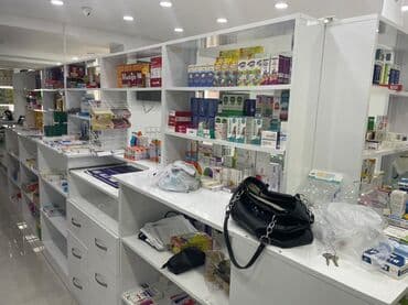 рабочий стол для телефона флай: Aptek üçün mebel. Çox az istifadə olunub, yığılıb 13000 Azn qiymətə — 10