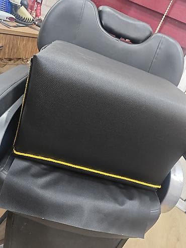 Bərbər kreslosu üçün Pofik satılır Deri materialıdır Uşaq saçı kəsmək — 1
