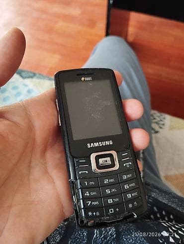 data kart: Samsung C5212 Duos, rəng - Qara, İki sim kartlı — 1