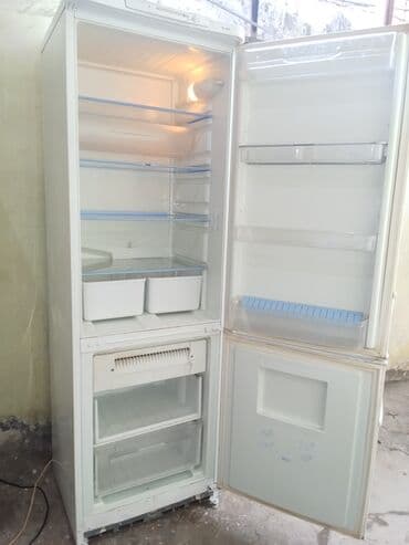 basavik satilir: 2 двери Indesit Холодильник Продажа, цвет - Белый — 3