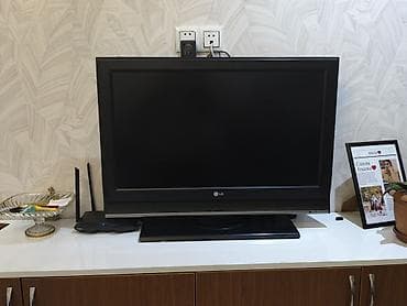 LG 32LC4R – 32 düymlük LCD televizor Texniki məlumat: - Model: LG