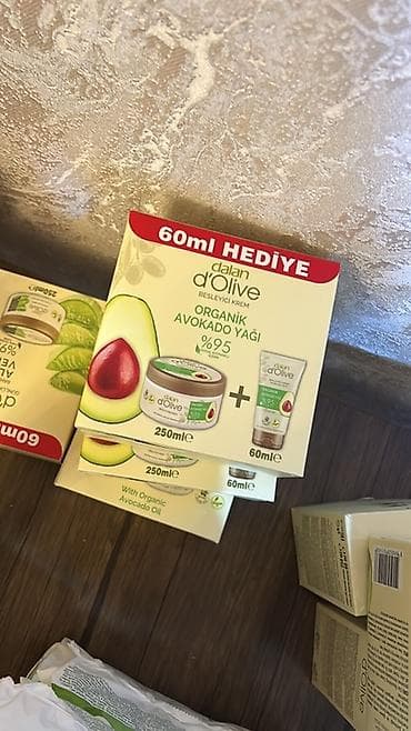 hind paltari: Saç və bədən qulluq məhsulları paketi 1) True Boo Daily Proven — 6