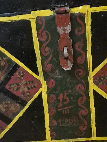 Süni güllər: Əl işi taxta sandıq – dekorativ rəngli naxışlı - Material: bərk — 4