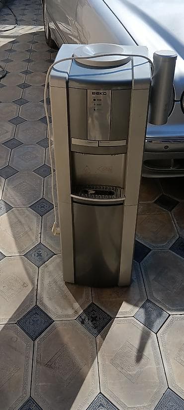 dispenser almaq: Dispenser Beko, Döşəməüstü, Su isitmə ilə — 5