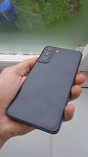 mi android tv box: Samsung Galaxy S21 FE, 128 GB, rəng - Boz, Barmaq izi, İki sim kartlı — 1