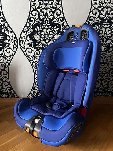 Uşaq avtomobil oturacağı – Chicco, mavi rəng - Yaş/qrup: Təxmini 9–36 — 2