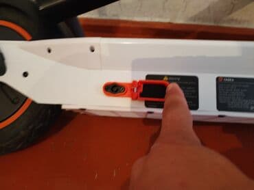 skuter almaq: Yadea KS5 elektrik skuteri - Model: KS5 - Mühərrik gücü: 350 W - — 2