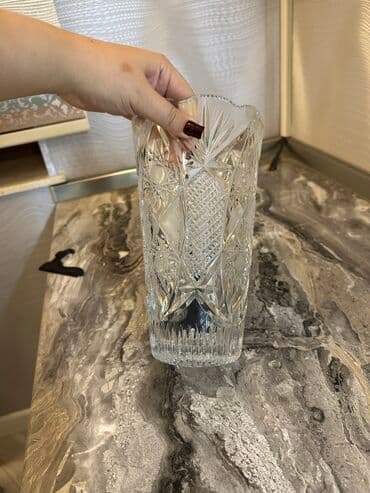 gul buket: Bir vaza, Xrustal — 2