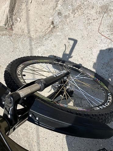 Спортивные велосипеды: Velone MT-26 dağ velosipedi salam tezedi surumeyib - Çərçivə: yüngül — 3