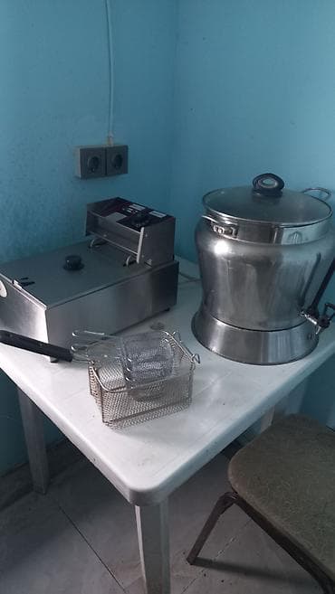 doner kesen: Doner və fast‑food üçün tam avadanlıq paketi Tərkib: - Elektrik doner — 4