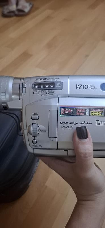 Kamera Panasonic. Dubaydan alınmışdır. əla vəziyətdə. Qiyməti 200 Azn — 1