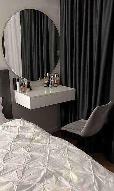 ber ber: Makiyaj üçün masa, Güzgülü — 4