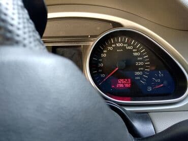 заказать запчасти на ауди: Audi Q7: 4.2 л | 2007 г. Внедорожник — 11