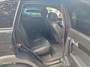 Chevrolet Captiva: 2.4 l | 2012 il 259444 km Krossover — 10