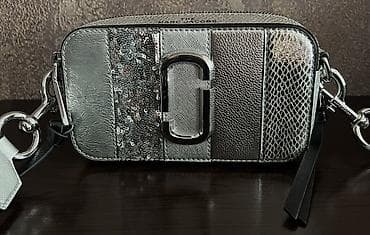 Marc Jacobs The Snapshot çanta – gümüş rəngli, parlaq teksturaların