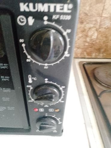 efba soba: KUMTEL KF 5520 elektrik mini soba - Kompakt stolüstü dizayn, mətbəxdə — 2