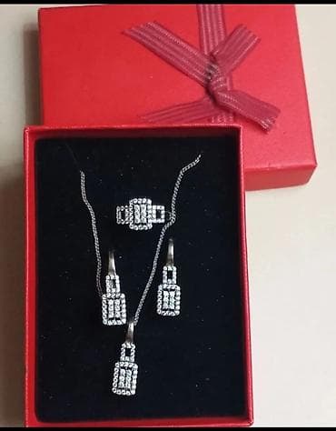 925 ayar gümüş: Dəstə daxildir: Sırğa, Gümüş, 925 Əyar, 11 g — 2