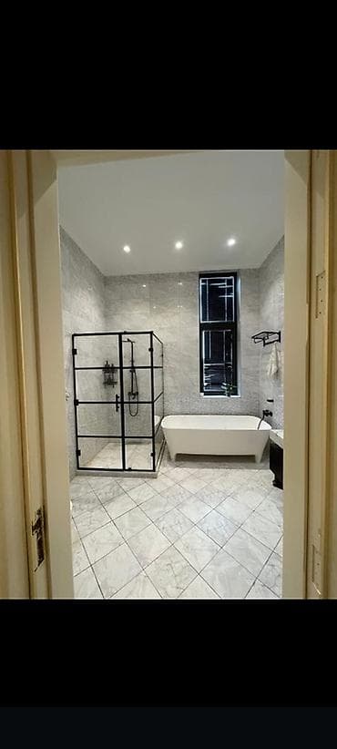 su slanki satisi: Üstü açıq kabina, Künc üçün — 9