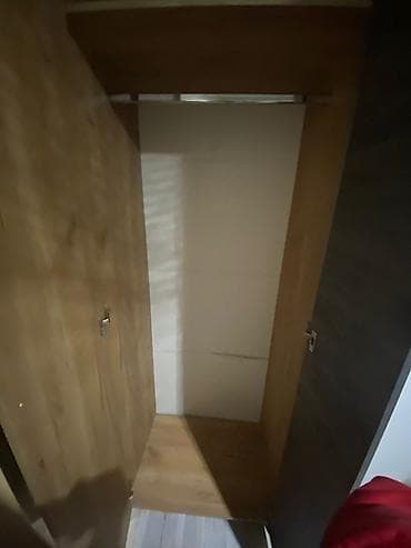 dolablar 2ci əl: 2 qapılı, Güzgülü, Boz, Taxta, Açılan, Düz dolab — 4