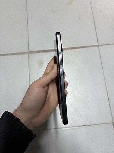 ikinci el ventilator: Redmi 14 c smartfon 128 yaddaş 8 ram heç bir problrmi yoxdur ustada — 4