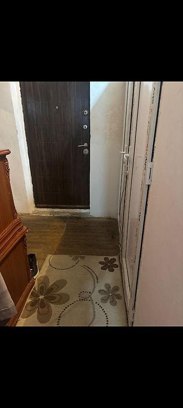 28 may qesebesi ev satilir: Saray, 2 otaqlı, Köhnə tikili, 50 kv. m — 7