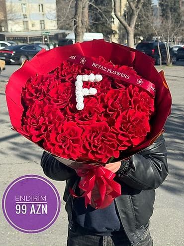 Gül dəstələri – Beyaz Flowers dizaynı - Qırmızı güllərdən ibarət