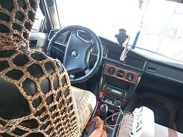 mercedes 170 b: Mercedes-Benz 190 (W201) sedan - Kuzov: 4 qapılı sedan, qəhvəyi rəng — 5