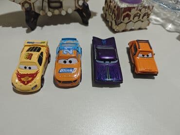 sundjer bob igracke: “Cars” (Maşınlar) animasiya filmindən ilhamlanan metal oyuncaq maşın — 9