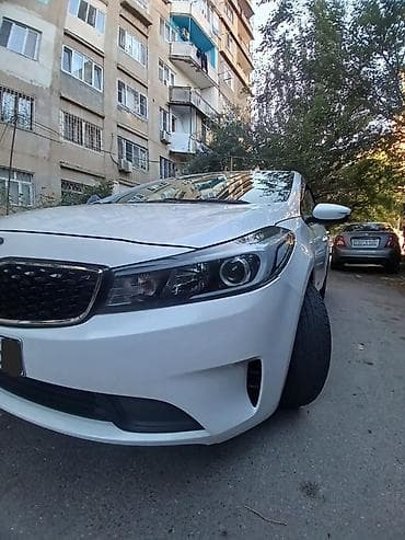 авто прадажа: Kia K3: 1.6 л | 2016 г. Седан — 7