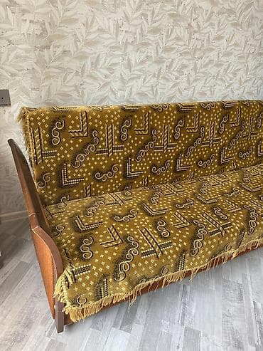ev stul: Divan çox əla vəziyyətdədi açıb taxt kimi yatmağda olur - Korpus — 2