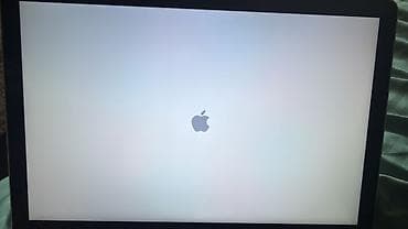 ipad pro 9 7: Apple MacBook Pro (alüminium unibody) - Ekran: 15 düym LED, şüşə — 1