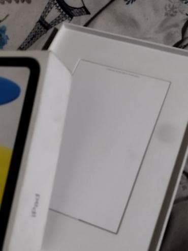 wifi klaviatura: Apple iPad (A16) planşet - Model nömrəsi: MD3Y4LL/A - iPadOS: 18.6.1 — 4